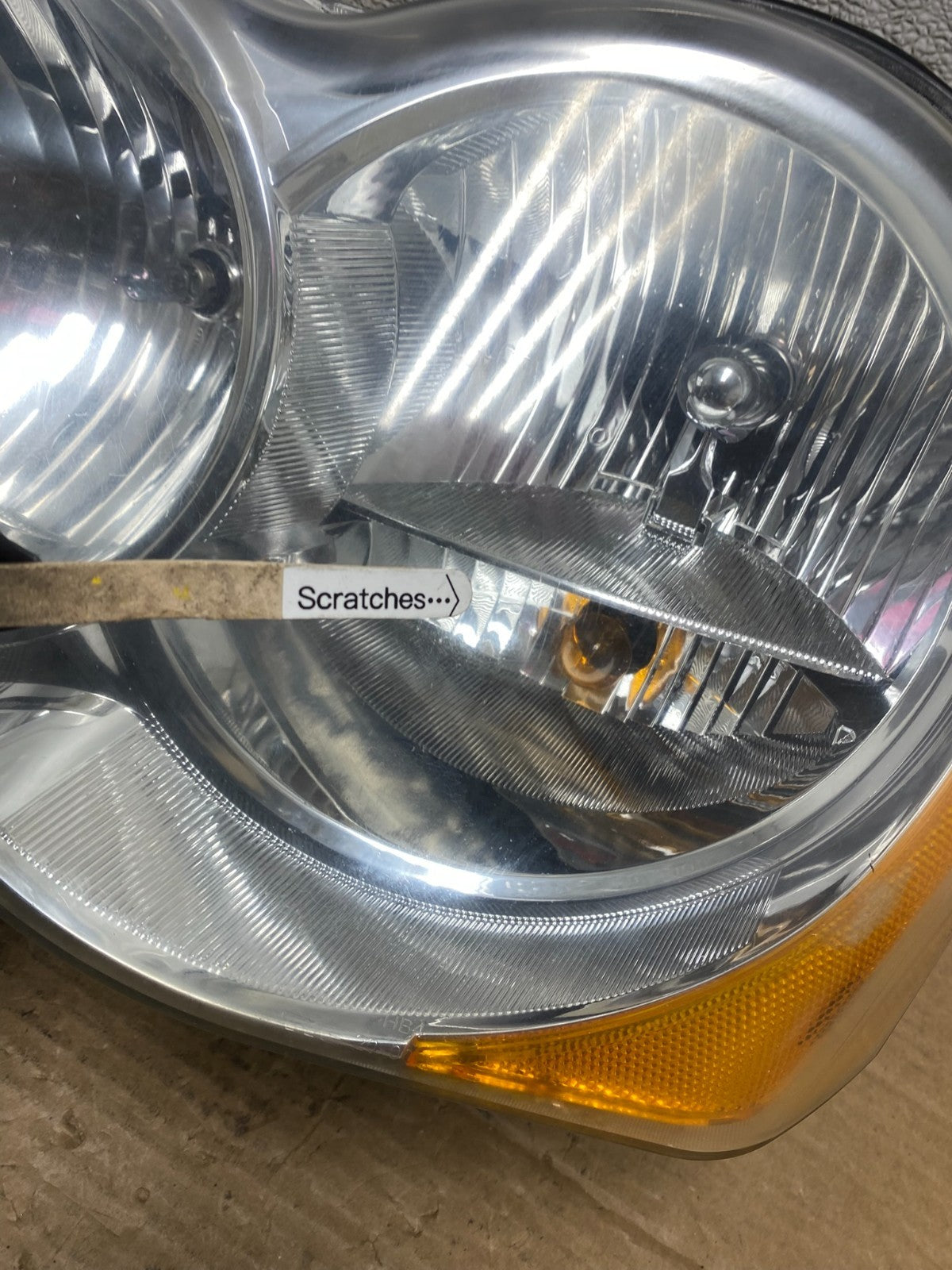2008-2010 Jeep Grand Cherokee Left LH Driver Side Halogen Headlight Z2671 DW3
