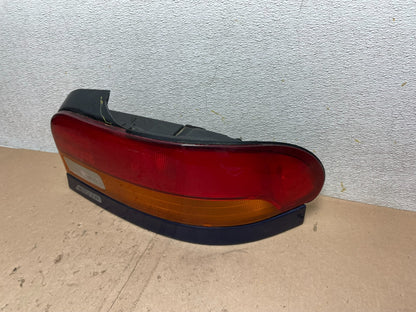 1993 to 2001 Subaru Impreza Sedan Right Passenger RH Tail Light Oem q4659 DG1
