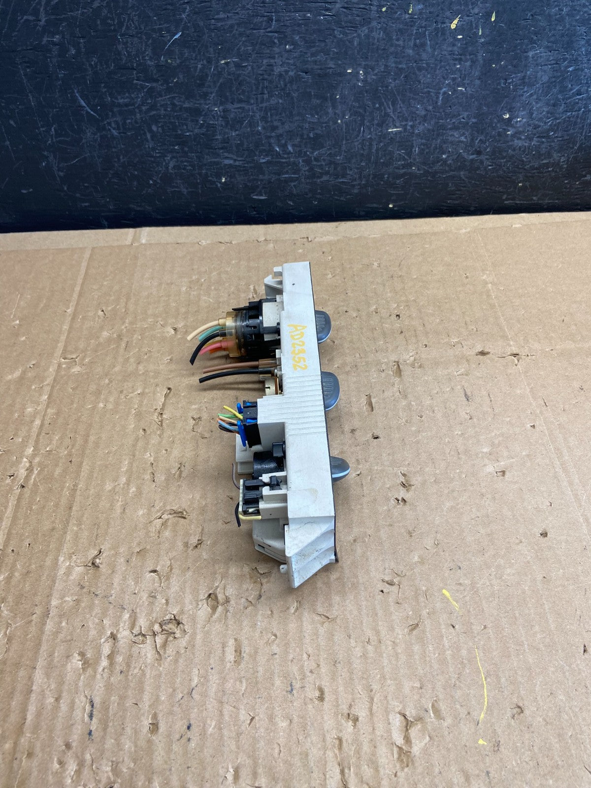 2001 - 2007 GMC Chevrolet Express 1500 Climate Control A/C ad2352 DG1