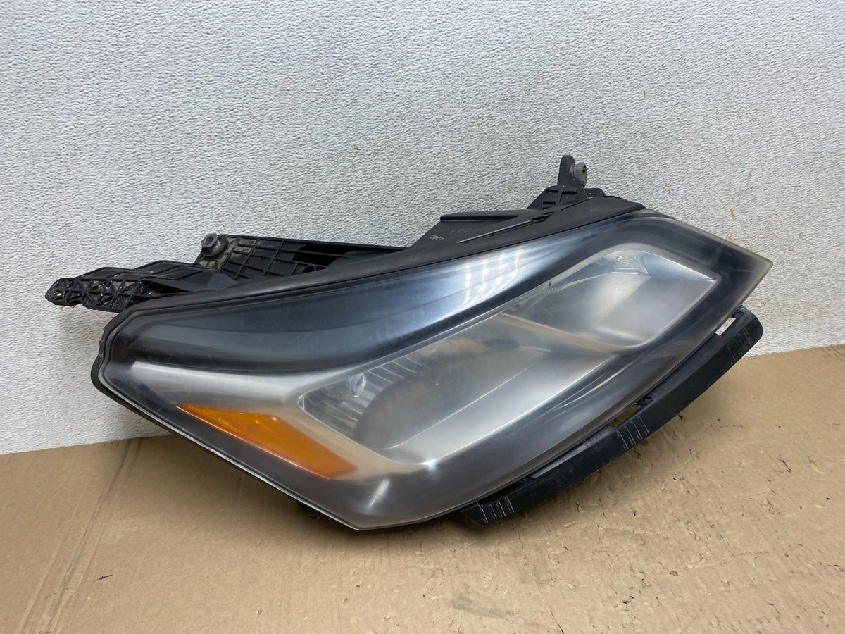 2013-2017 Chevrolet Traverse Right Passenger Side Halogen Headlight AJ2262 DW0