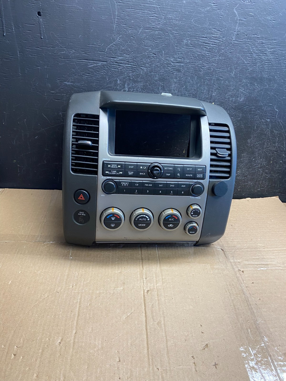 2005-2008 Nissan Pathfinder Radio A/C Heat Temperature Climate Control af2761 DG0