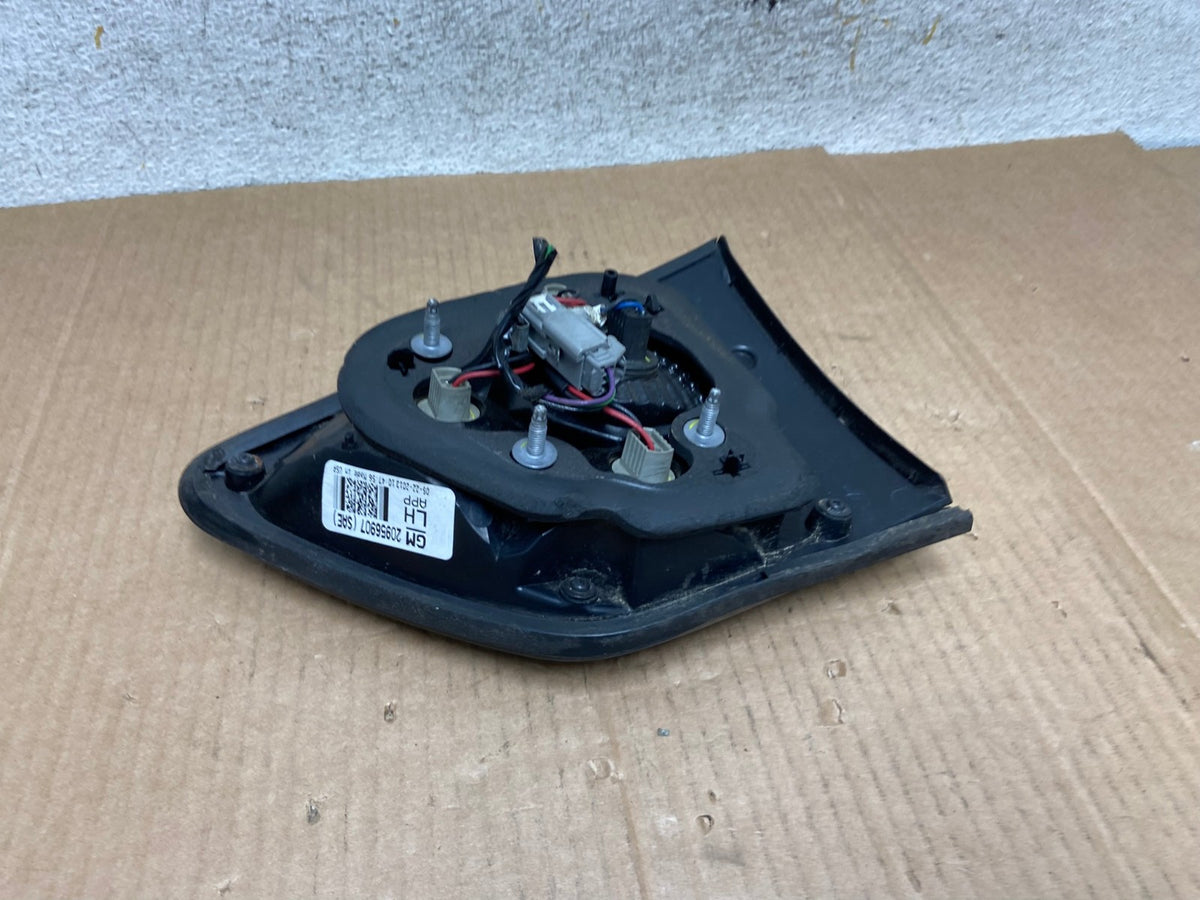 2013 to 2017 Chevrolet Traverse Left Driver LH Inner Tail Light AI5755 LK1