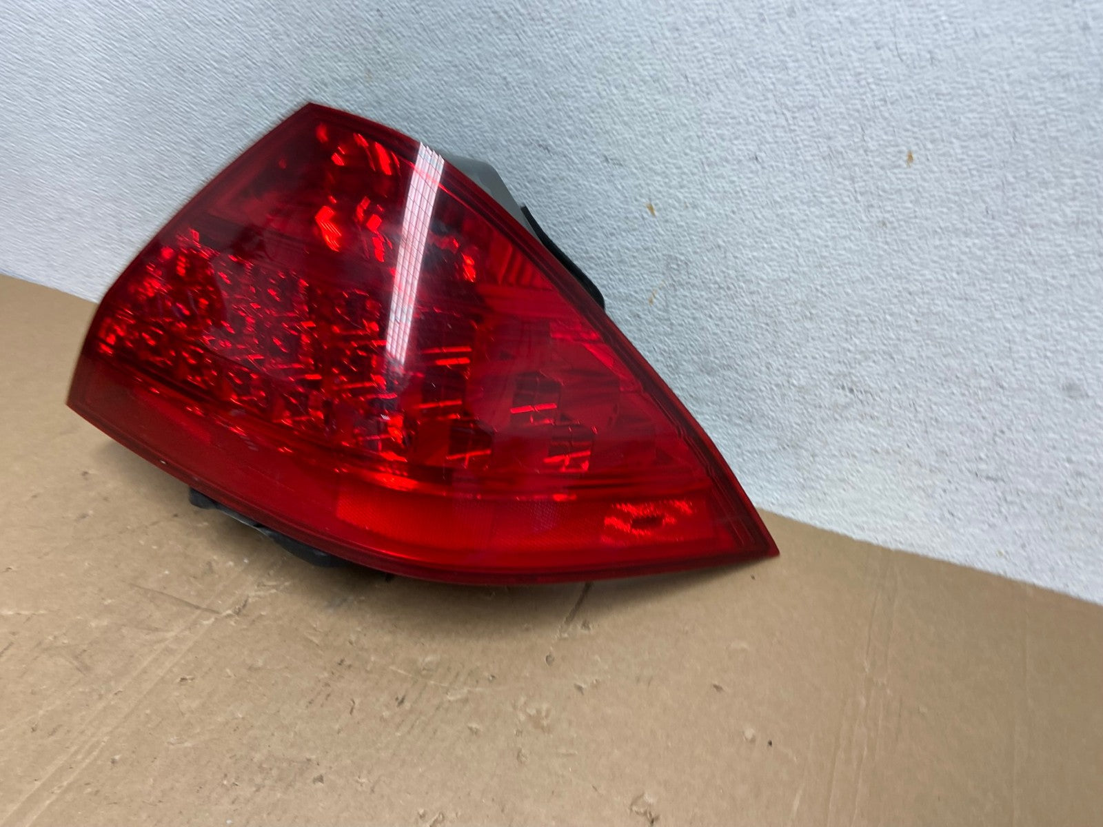 2006 - 2007 Honda Accord Right Passenger Side Tail light AD7958 LK1