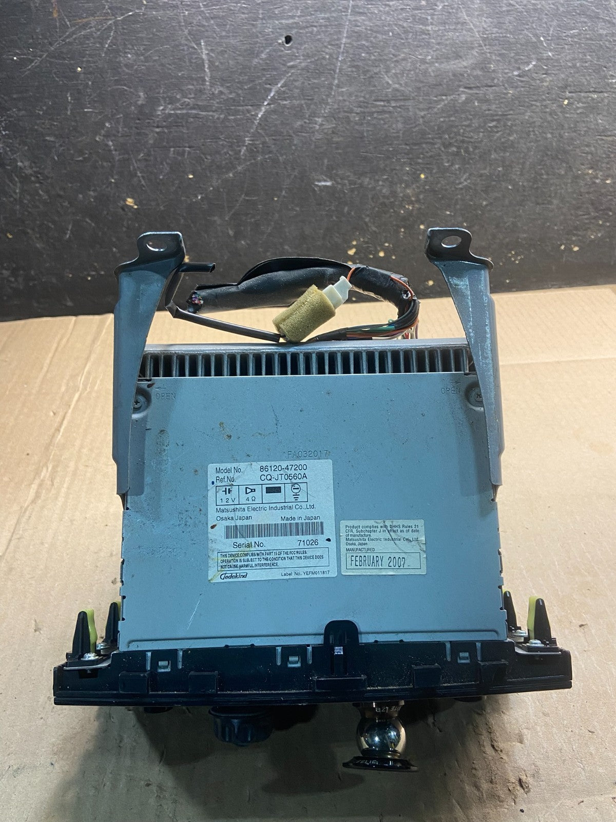 2006 to 2009 Toyota Prius OEM Radio AM/FM CD Player Oem y7612 DG4