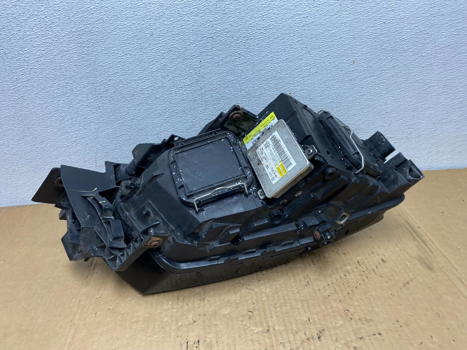 2009-2012 Audi Q5 Left Driver LH Side Xenon HID Headlight AD1074 DW5