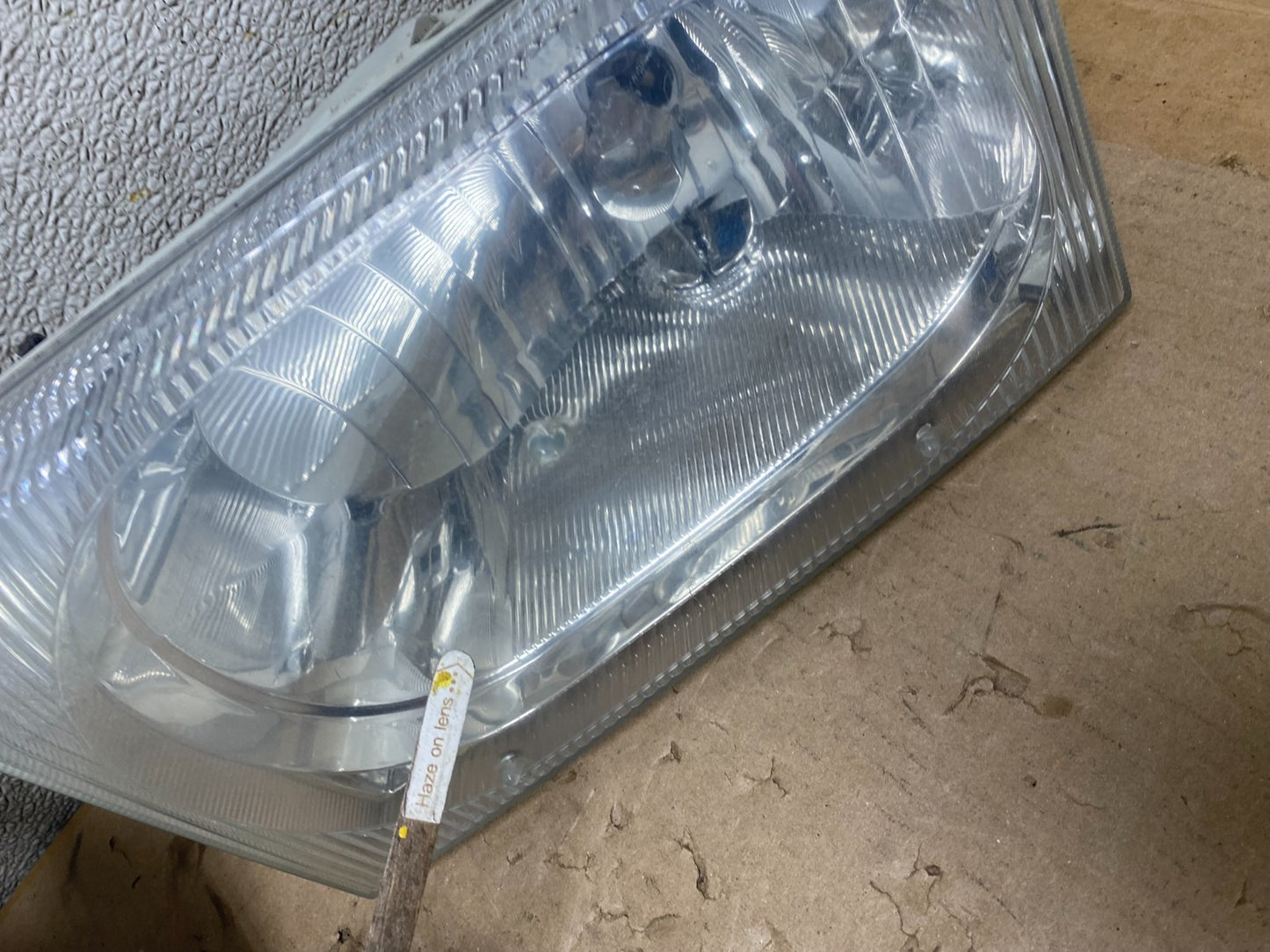 1999-2004 Ford F-250 F250 Super Duty Left+Right Side Headlights U2338 DG4