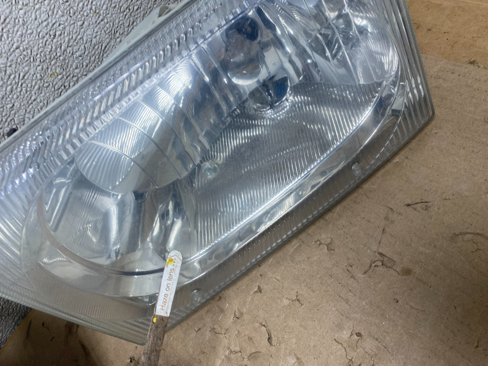 1999-2004 Ford F-250 F250 Super Duty Left+Right Side Headlights U2338 DG4