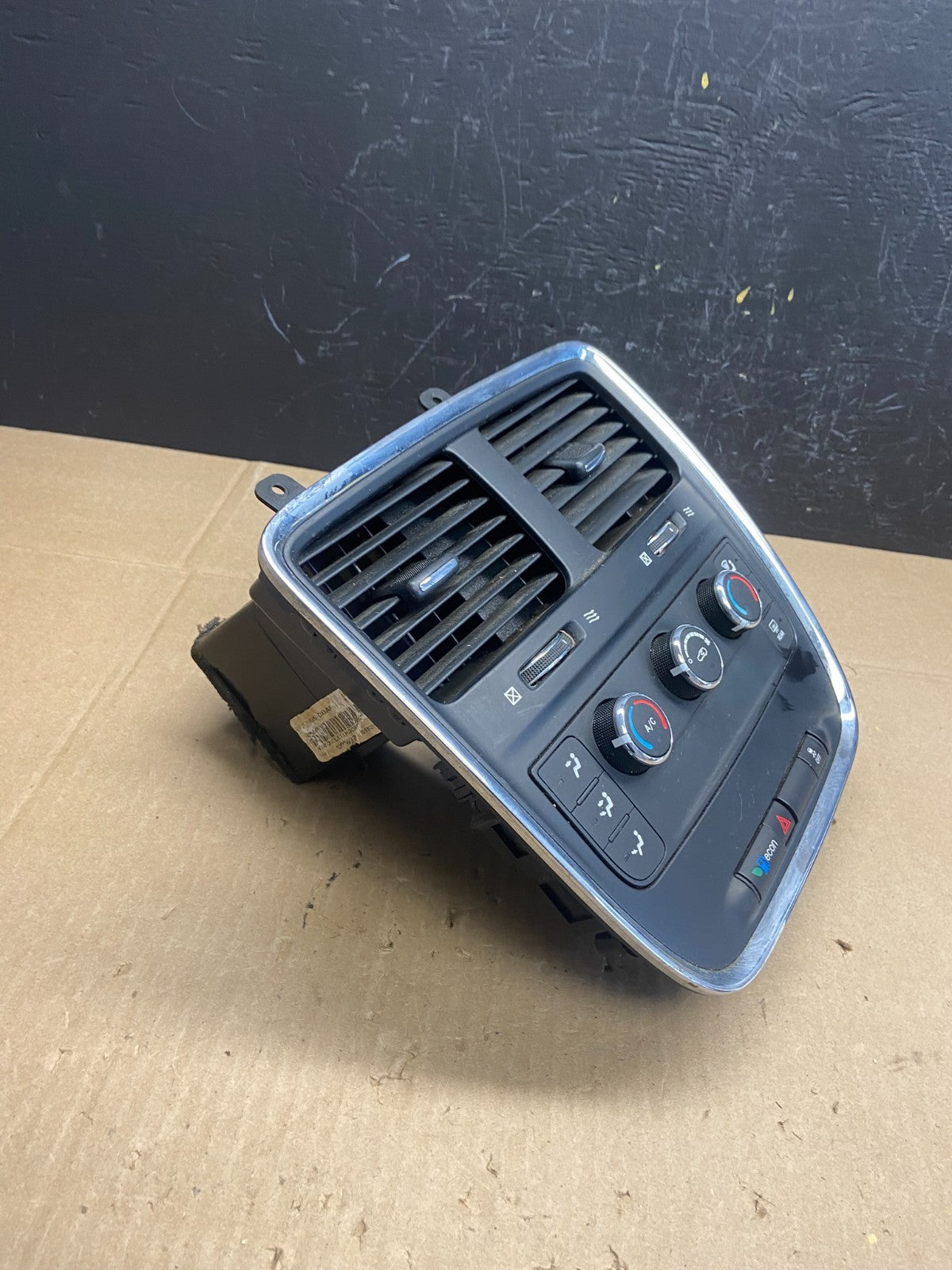 2011-2016 Dodge Grand Caravan Temperature Climate Control AC Heater AB9425 DG1