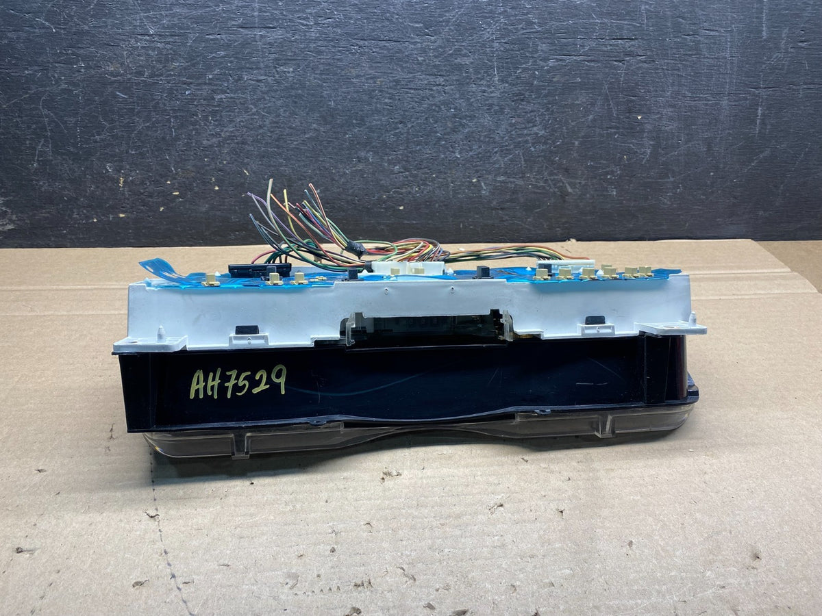 2001-2002 Ford Econoline E250 E350 Van Speedometer Instrument Cluster AH7529 DG5