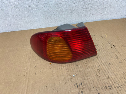 1998 1999 2000 Toyota Corolla Left Driver Lh Side Tail light AD2377 LK0