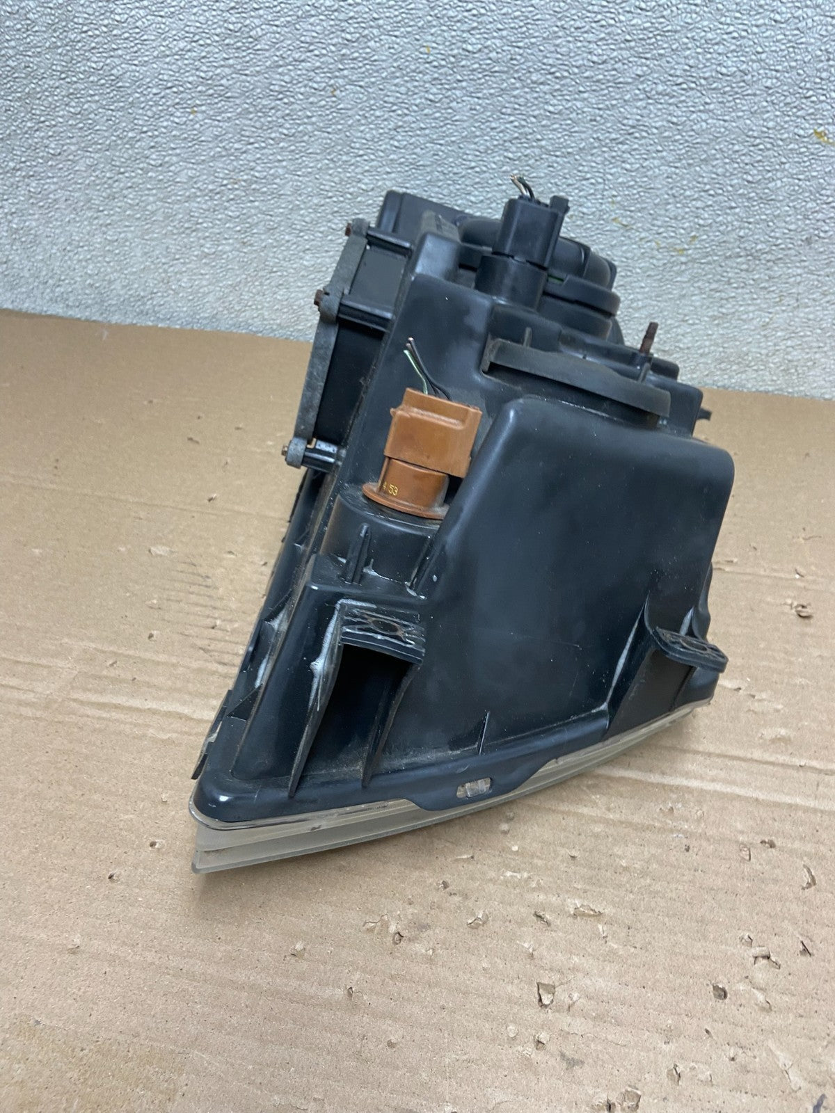 Xenon 2003-2006 Lincoln Navigator Left Driver Side Headlight OEM AB1360 DW7