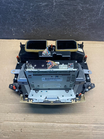 2008 - 2012 Honda Accord Front Radio Control AM./FM CD Climate Control AF3977 DW6
