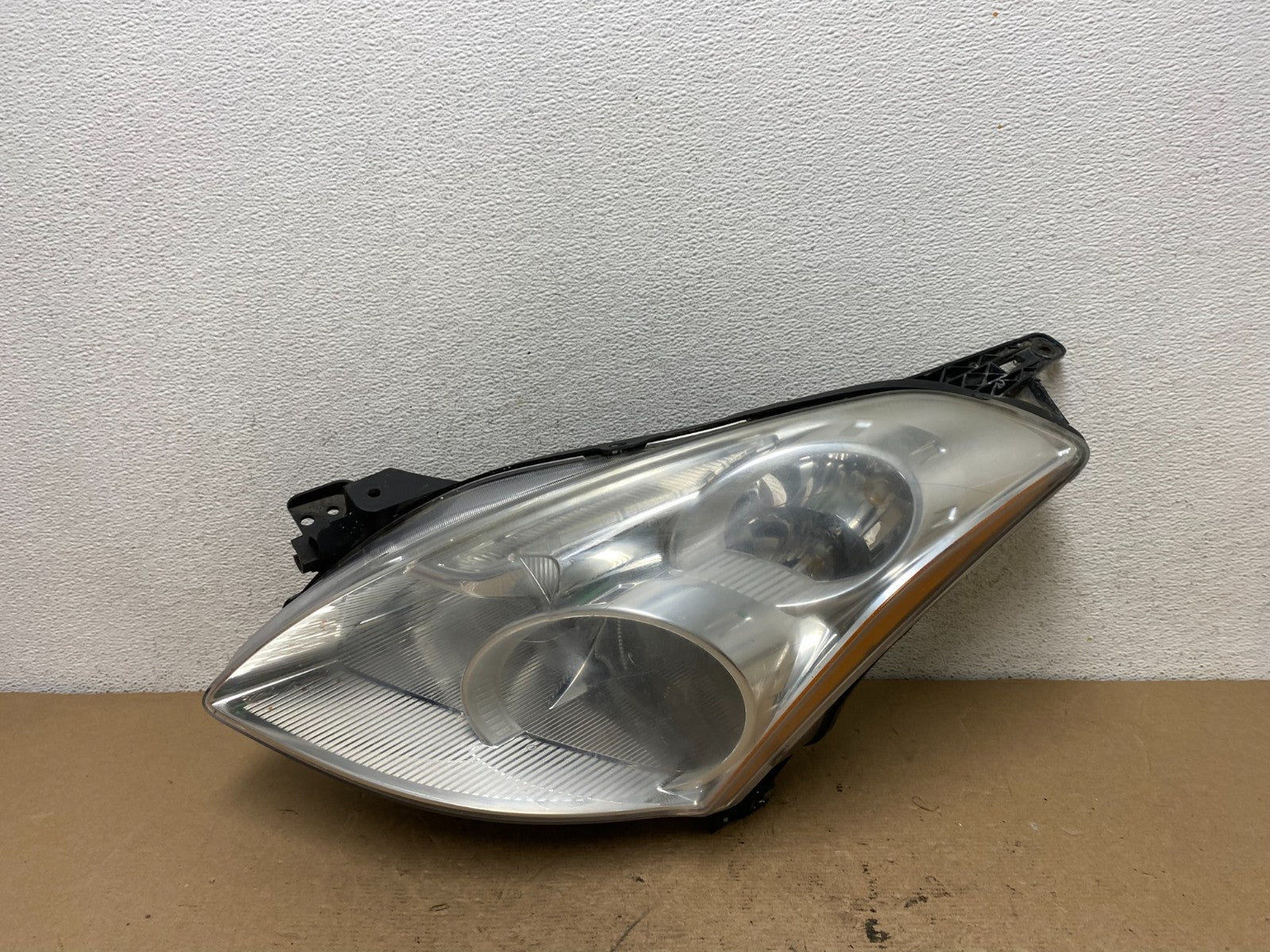 Sedan 2010 2011 2012 Nissan Altima Left Driver Side Xenon Headlight AF5097 DW0