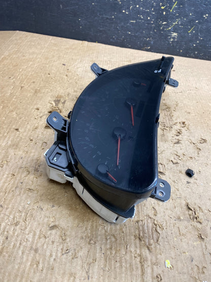 2010 2011 Toyota Camry Speedometer Instrument Cluster z9847 DG2