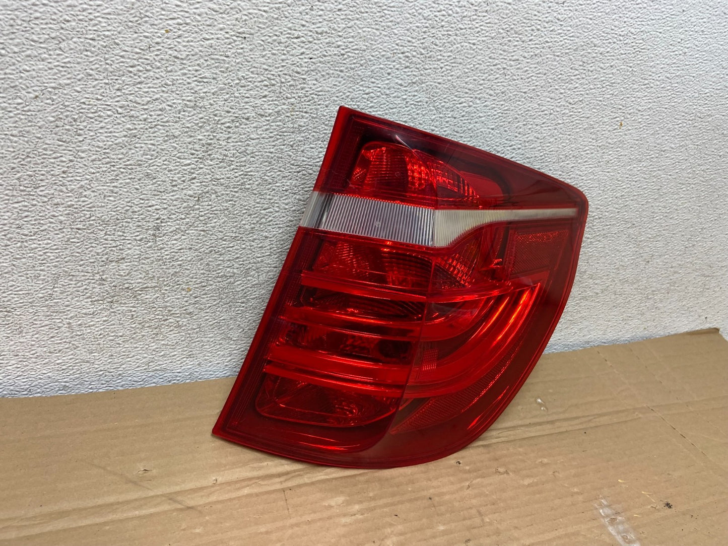2011 to 2017 BMW X3 Right Passenger RH Side Tail Light AG8983 DW1