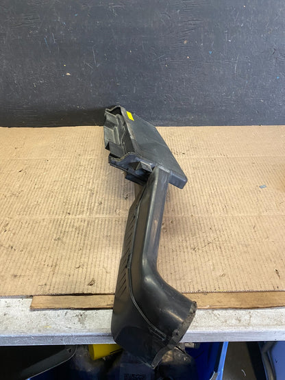 2003 to 2008 Nissan Murano Air Intake Cleaner Duct i3408 DG1 OEM2