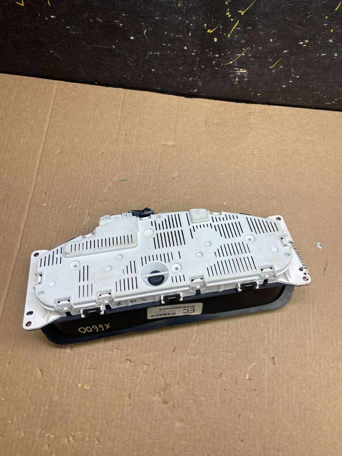 2006-2007 Nissan Pathfinder Xterra Cluster Speedometer Instrument OEM X6600 DG4