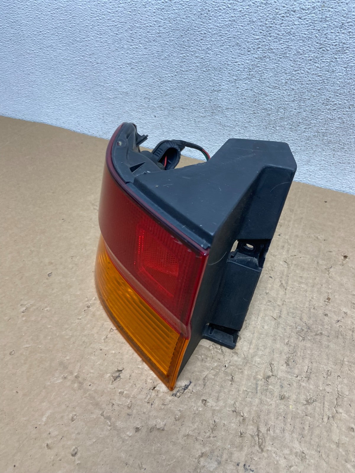 2002 2003 2004 Honda Odyssey Left Driver LH Side Tail Light AF8075 DW1