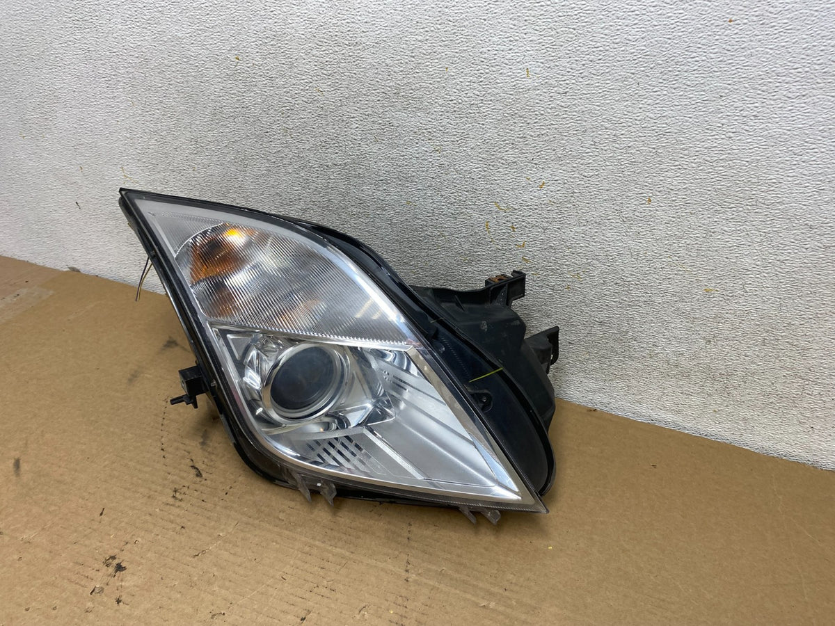 2010 to 2011 Mercury Milan Right Passenger RH Headlight Halogen AH4201 DW2