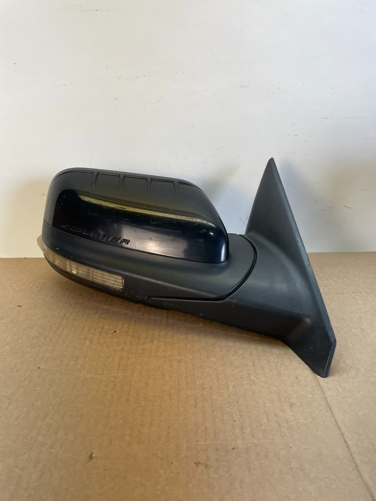 2011 to 2015 Ford Explorer Right Passenger View Door Mirror ah6115 DG0