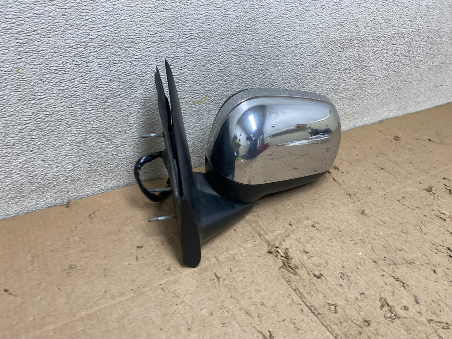 2007 2008 2009 Chrysler Aspen Left Driver LH Heated Mirror Auto Dim Oem W3590 MS1
