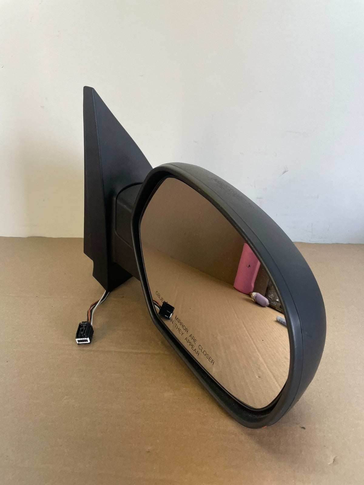 2007 - 2013 Chevrolet Silverado Sierra Right Passenger Side Mirror AF5627 DG2