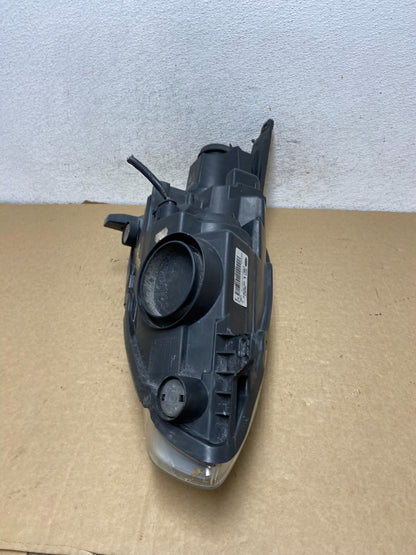 2013 to 2016 Ford C-MAX Left Driver LH Side Headlight AF7324 DW7