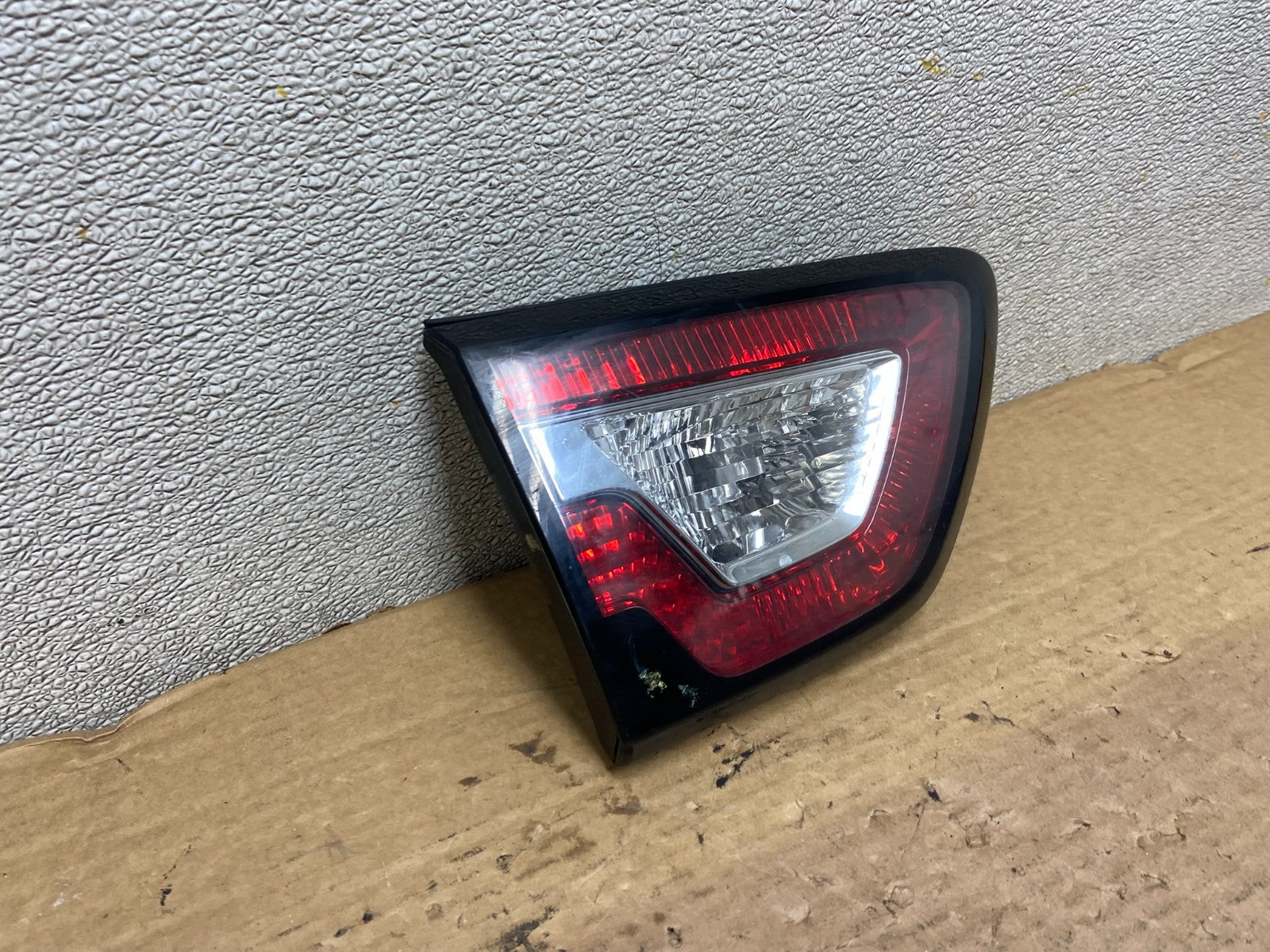 2013 to 2017 Chevrolet Traverse Left Driver LH Inner Tail Light Oem AB5355 LK2