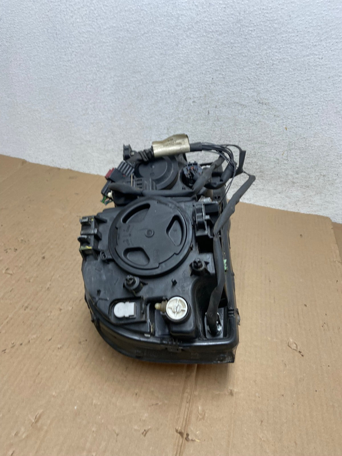 2003-2006 Volvo XC90 Left Driver Side Headlight Xenon Hid AE9000 LK10