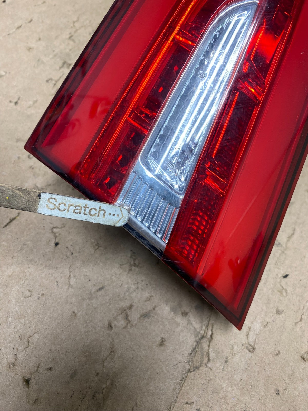 2014 to 2016 Kia Cadenza Right Passenger RH LED Inner Tail Light OEM S4217 DG4