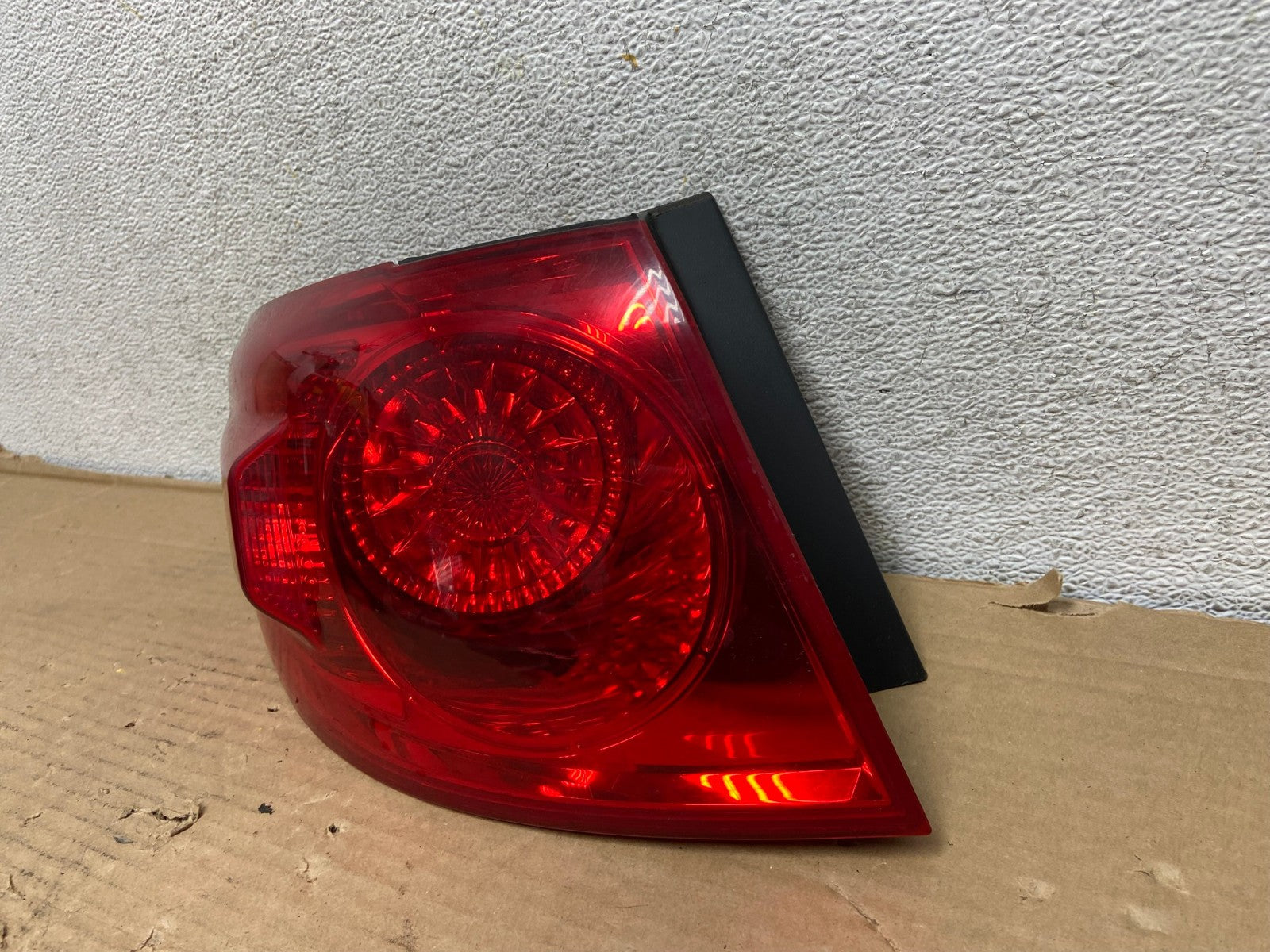 2007 - 2009 Hyundai Santa Fe Left Driver LH Side Tail Light AG9255 LK1