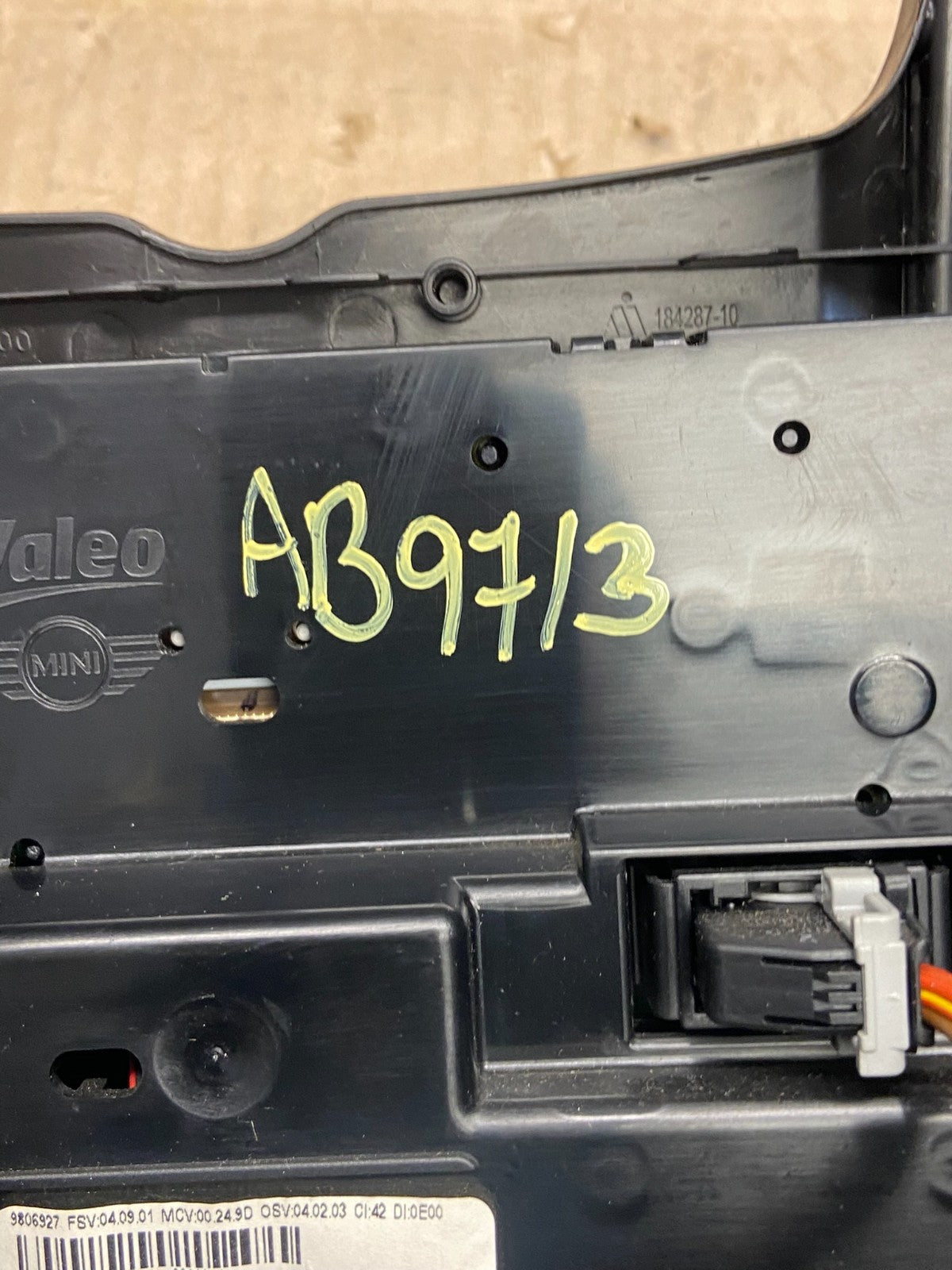 2007 to 2013 Mini Cooper Center Dash Climate Window Control AB9713 DG6