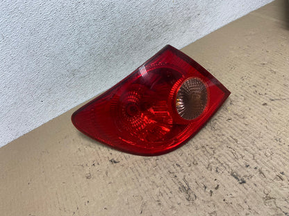 2005 to 2008 Toyota Corolla Left Driver Lh Side Tail Light AF7174 LK2