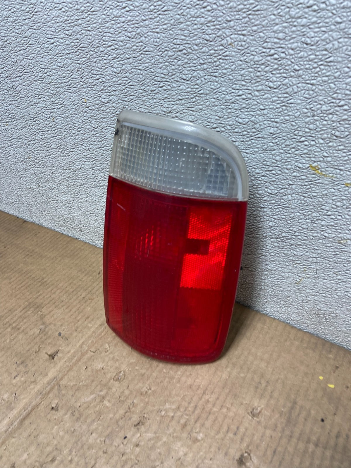 1995 to 2005 Chevrolet GMC Blazer S10 Left Driver Side Tail Light AA65681