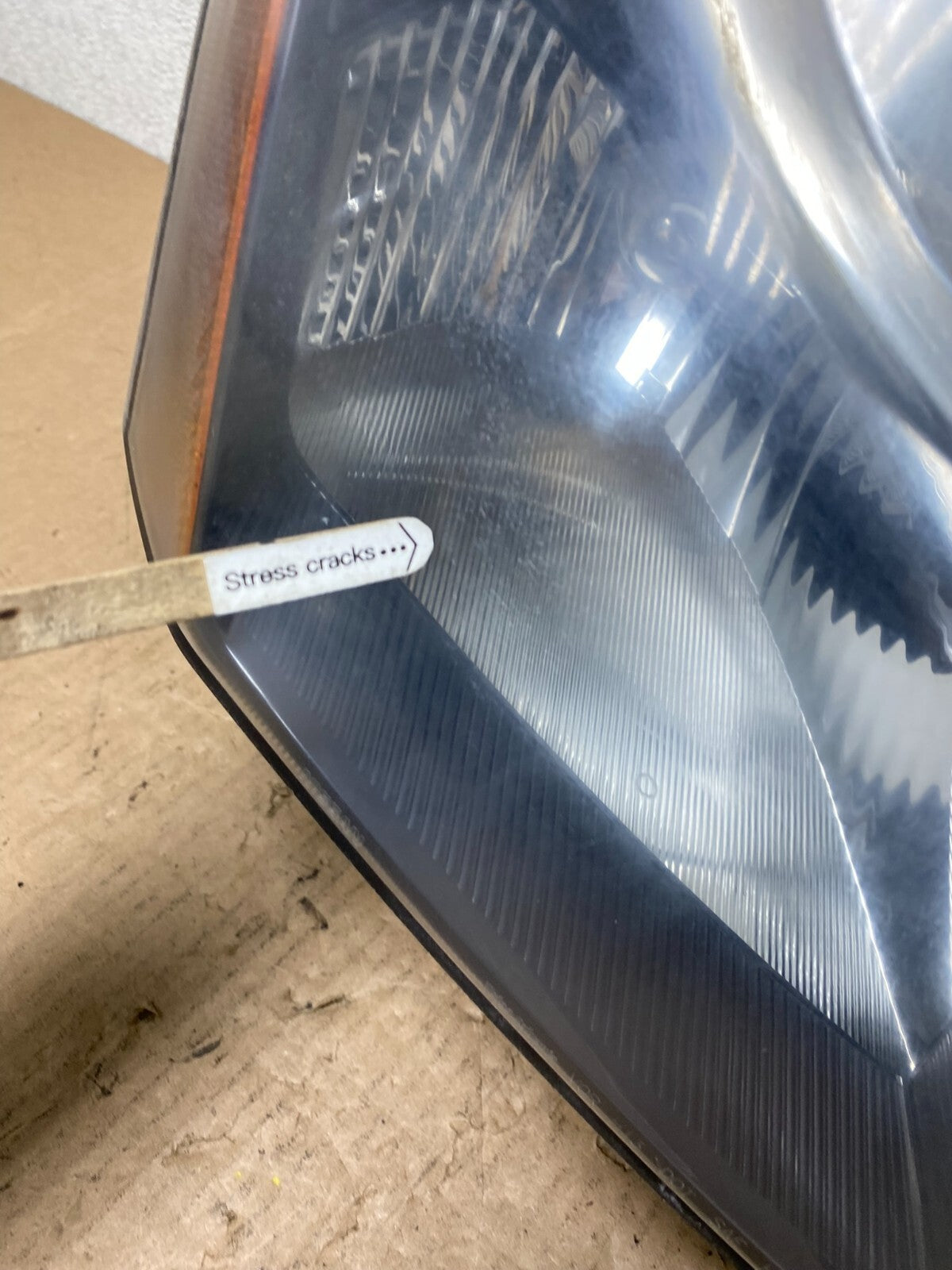 2010 2011 2012 Nissan Sentra Halogen Right Passenger Black Headlight N1318 DW4