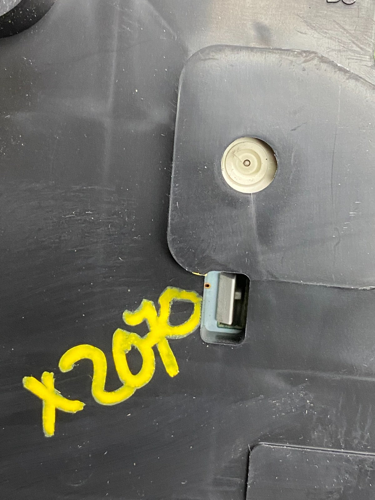 2011 to 2017 Nissan Quest Speedometer Cluster Gauge OEM X2070 DG6