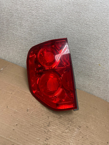 2003 2004 2005 Honda Pilot Left Driver LH Side Tail Light Oem AA8806 LK0