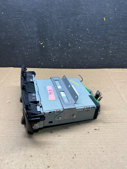 2005 to 2010 Honda Odyssey Am Fm Cd Player Radio Receiver Q2547 DG1