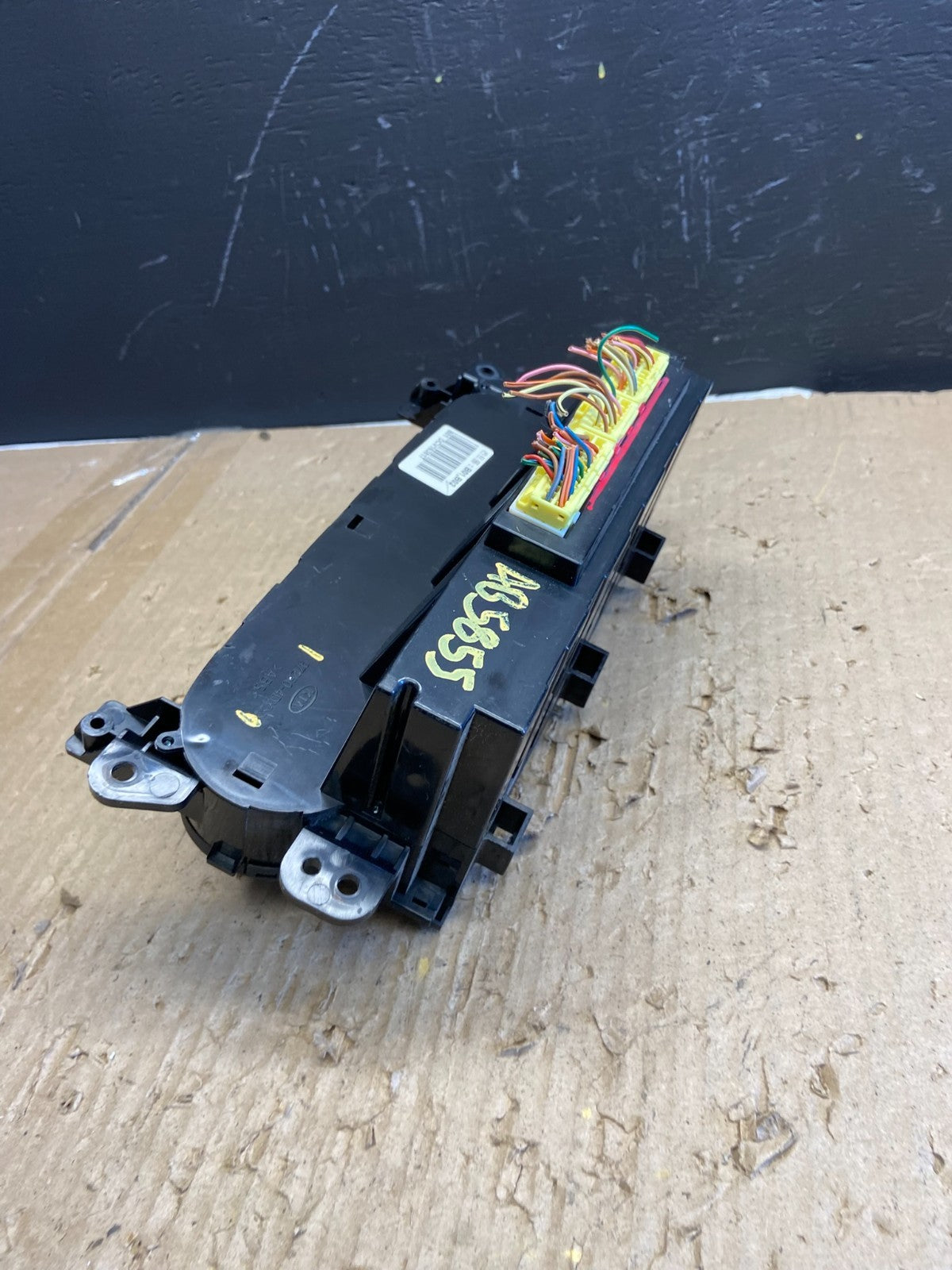 2009-2012 Kia Sedona A/C Heater Temperature Climate Control AB5855 DG4