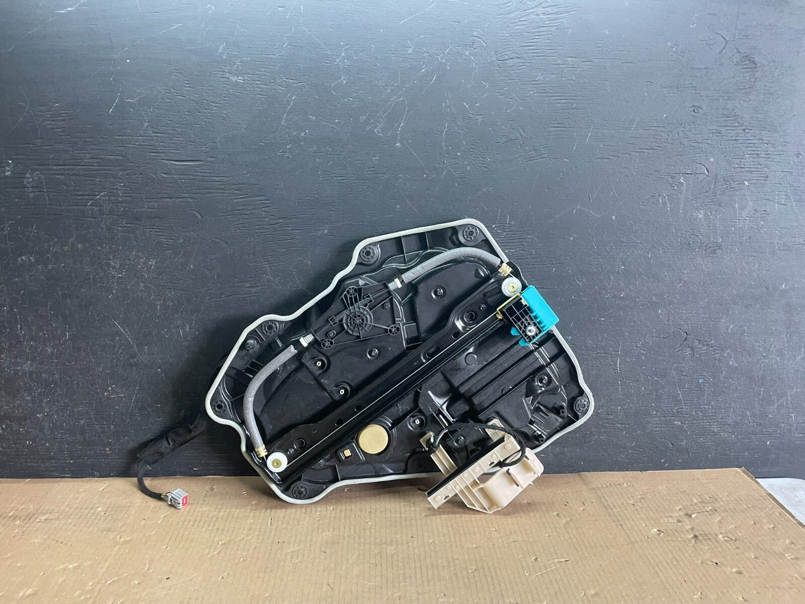 2018 to 2024 Jeep Wrangler Rear Left Side Window Regulator L9258 OEM DG3