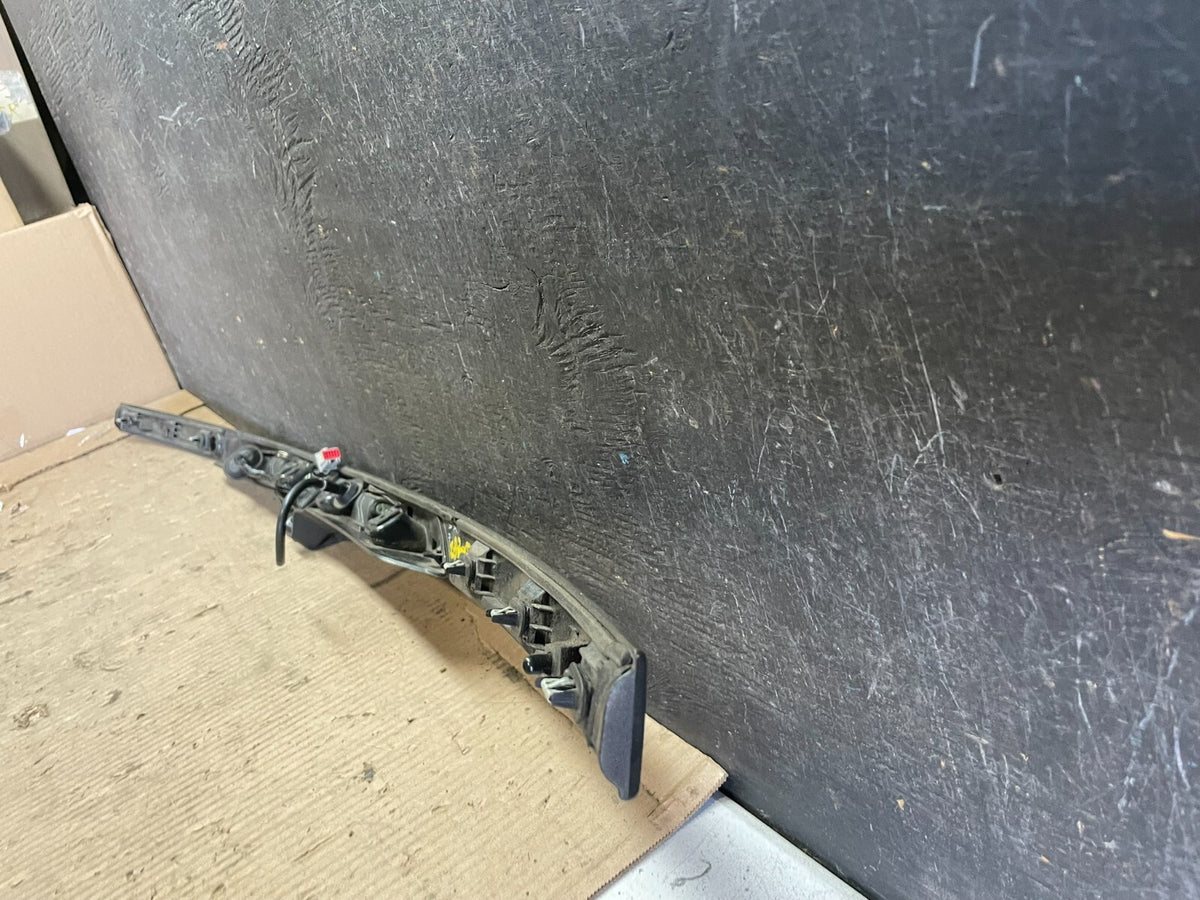 2016 - 2019 Ford Explorer Interceptor Rear Tailgate Molding With Camera M2917 DG7