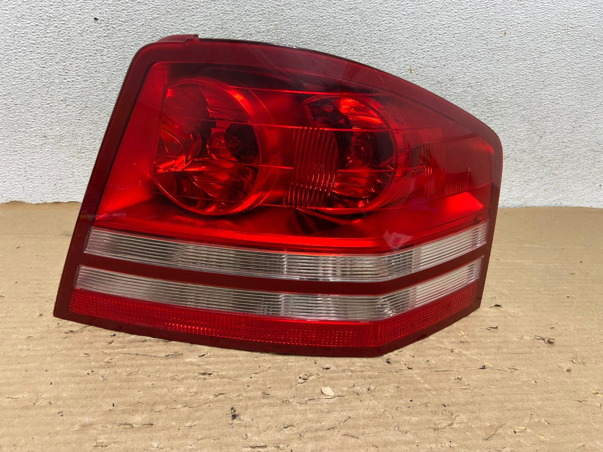 2008 2009 2010 Dodge Avenger Right Passenger Rh Side Tail Light AG8332 LK0