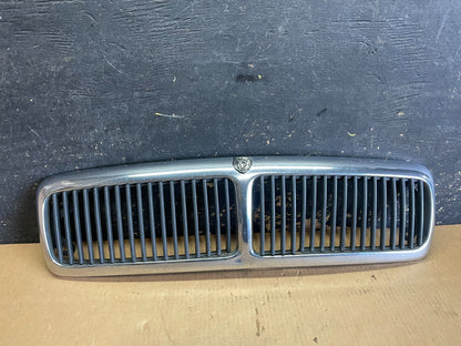 1998 to 2003 Jaguar XJ8 Front Upper Grill Grille OEM AA2257 DG0