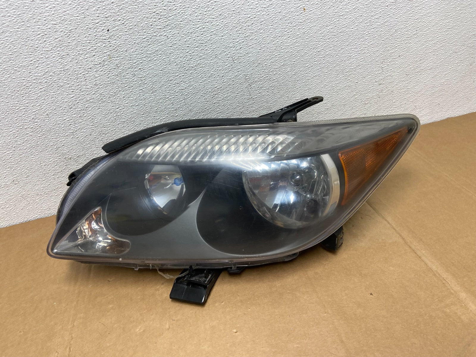 2005 2006 2007 Scion Tc Left Driver LH Side Halogen Headlight AC8375 DW0