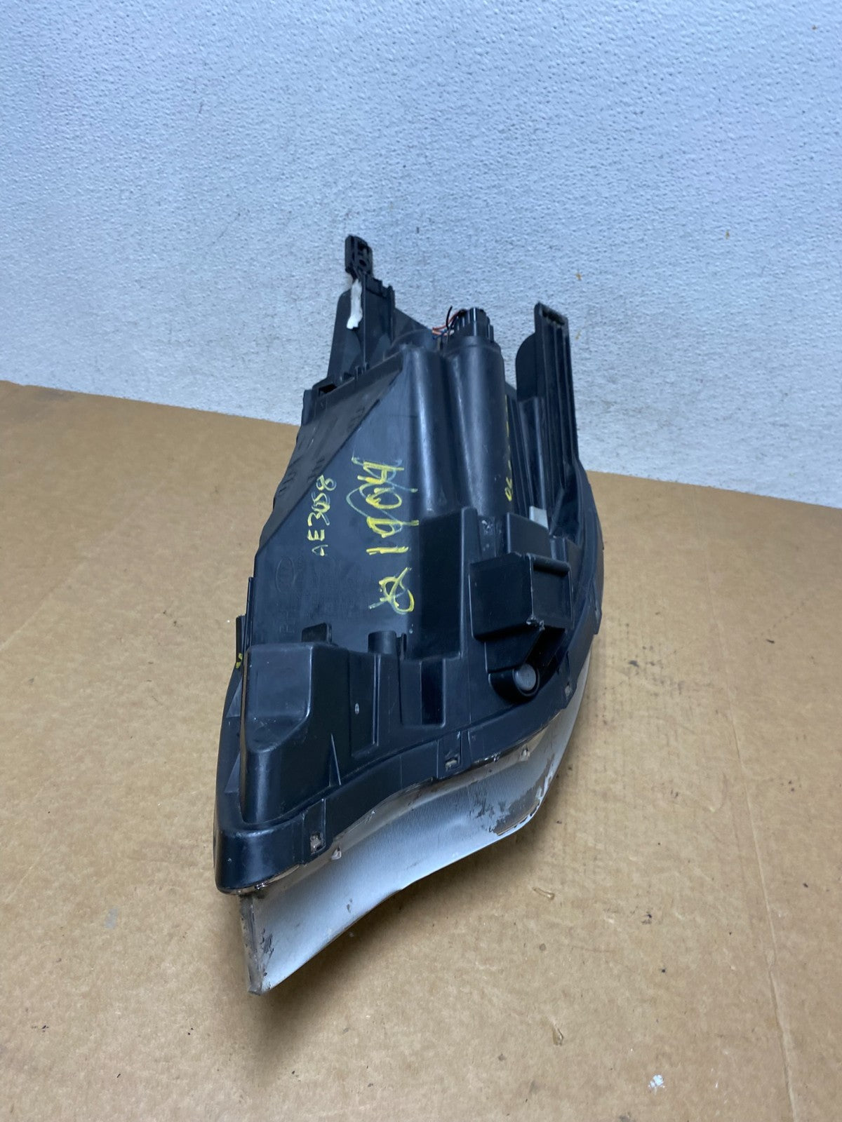 2012 to 2017 Kia Rio Sedan Right Passenger RH Halogen Headlight AE3058 DG10