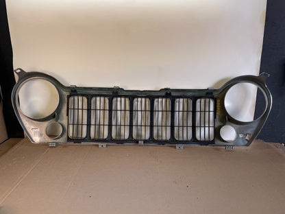 2005 to 2007 Jeep Liberty Front Upper Grill Grille AG0988 DG3