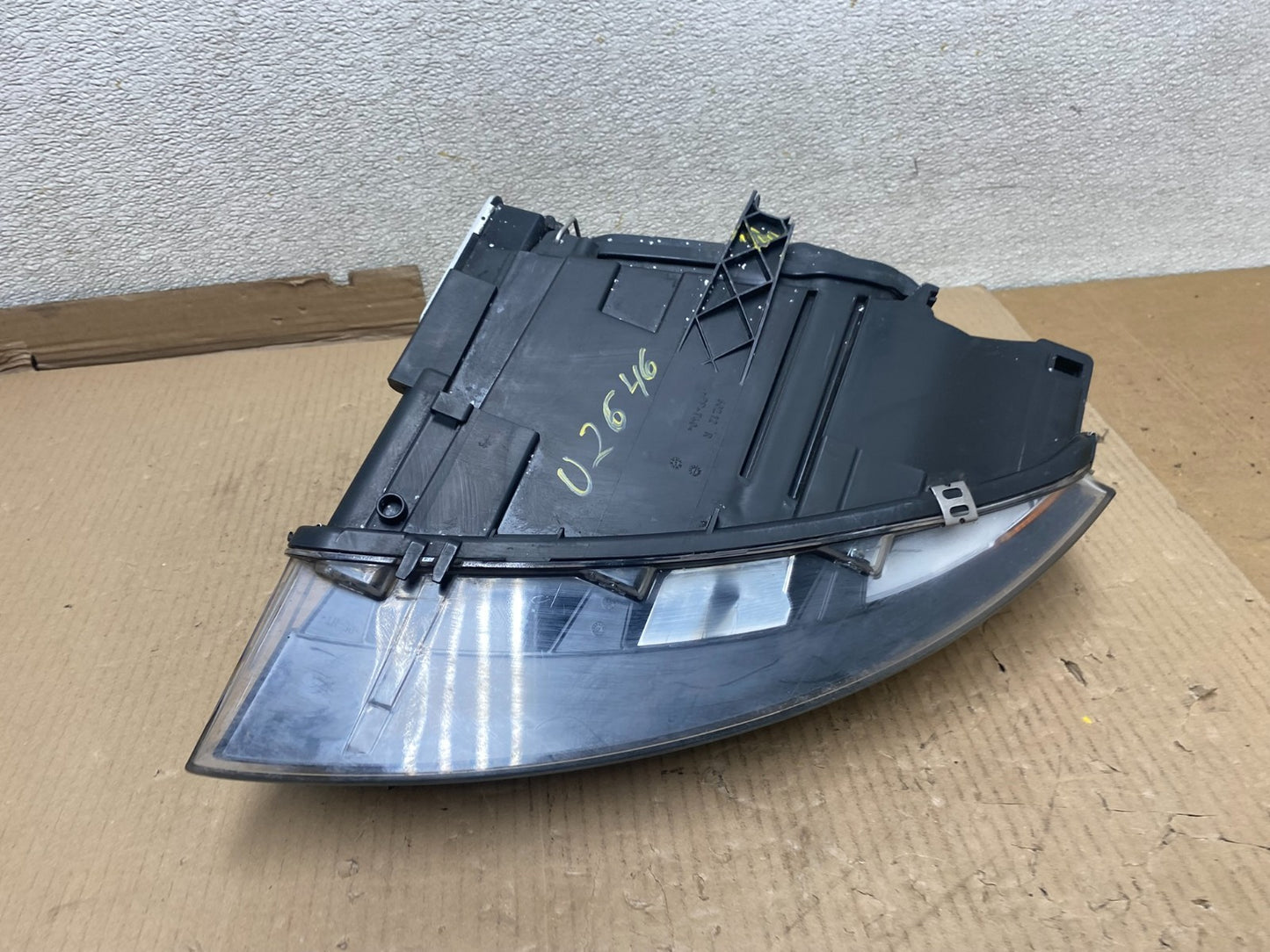 Xenon 2003 to 2006 Audi A4 Convertible Right Passenger RH Headlight U2646 DW11