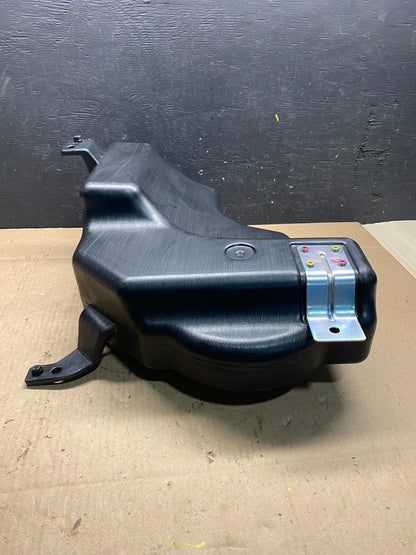 2010 to 2019 Lincoln MKT Subwoofer Speaker W/ Radio Audio Amplifier o6804 DG2