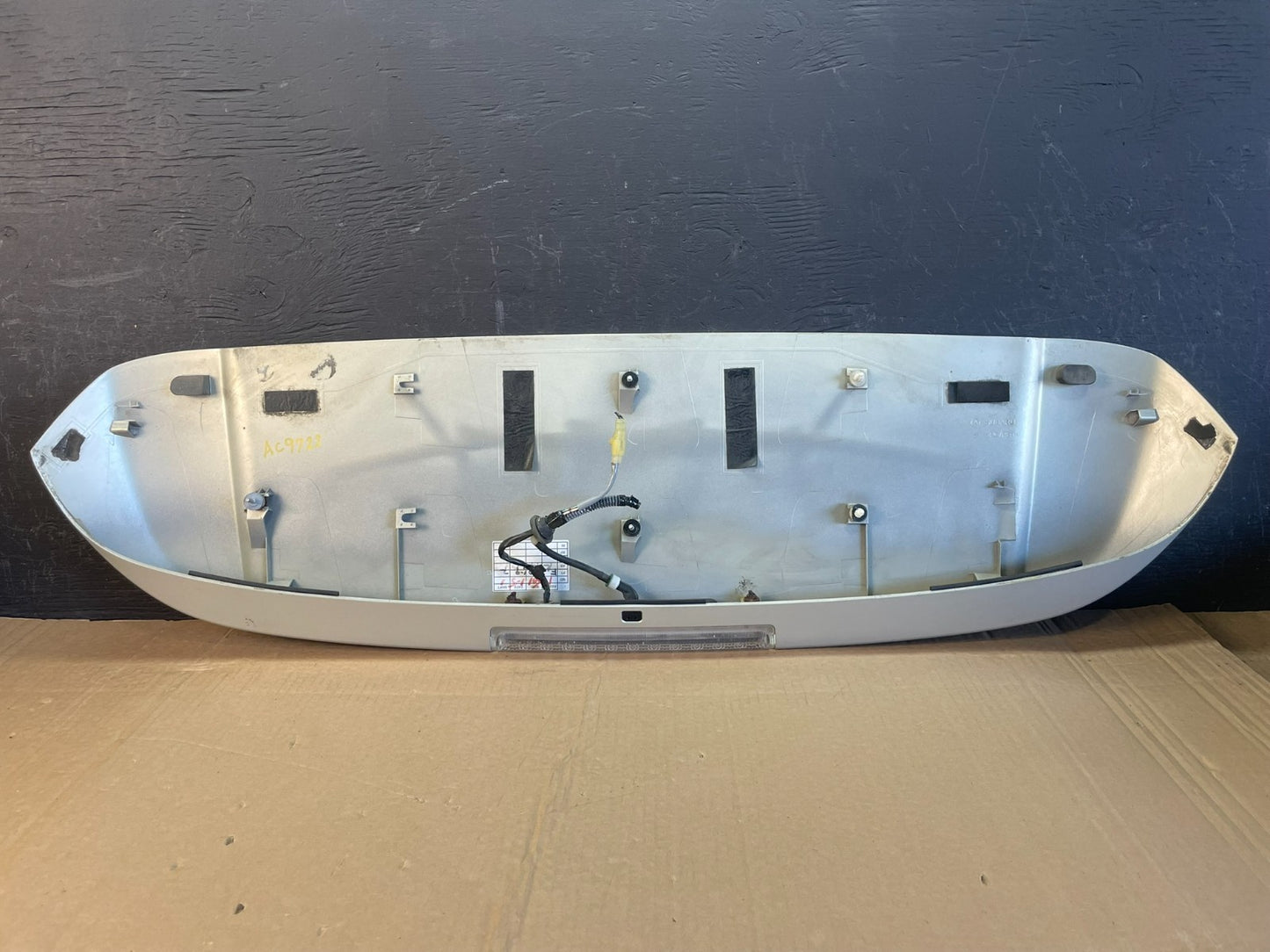 2005 to 2009 Subaru Legacy Outback Wagon Rear Top Spoiler Wing ac9722 DG4