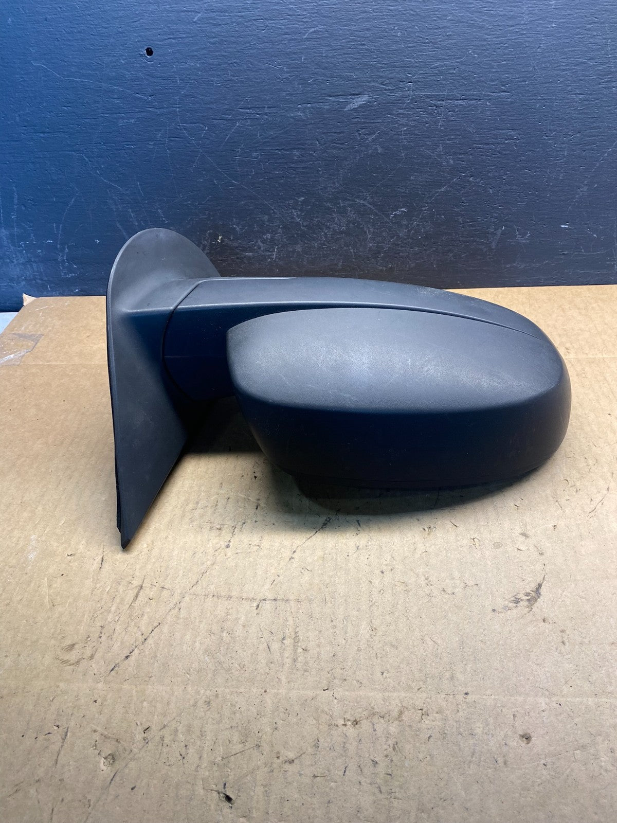 2007-2014 Chevrolet Tahoe Silverado Suburban Right Passenger Mirror AC4336 MS1